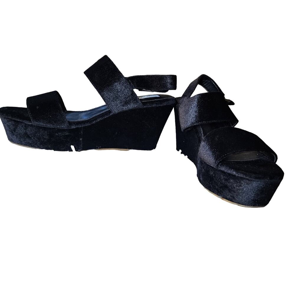 Steve Madden Black Velvet Platform Sandals size 9.5